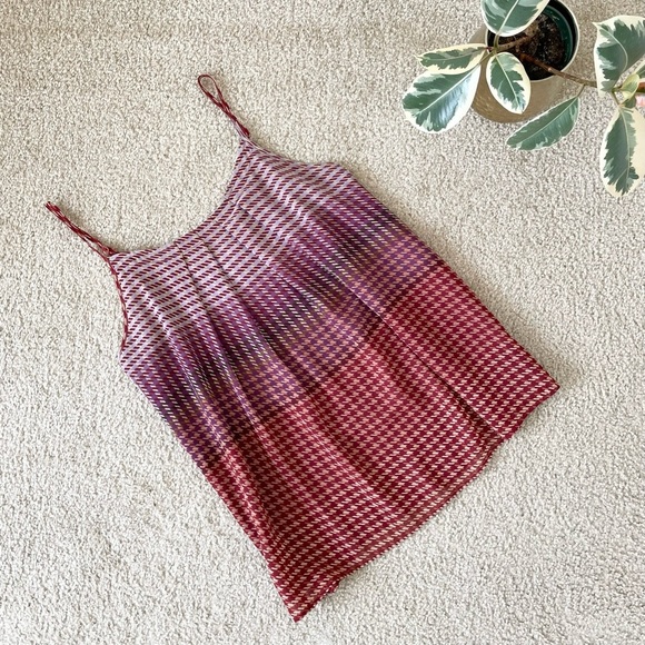 🎃CAbi Houndstooth Colorful Sheer Pleated Tank Top - Picture 6 of 10